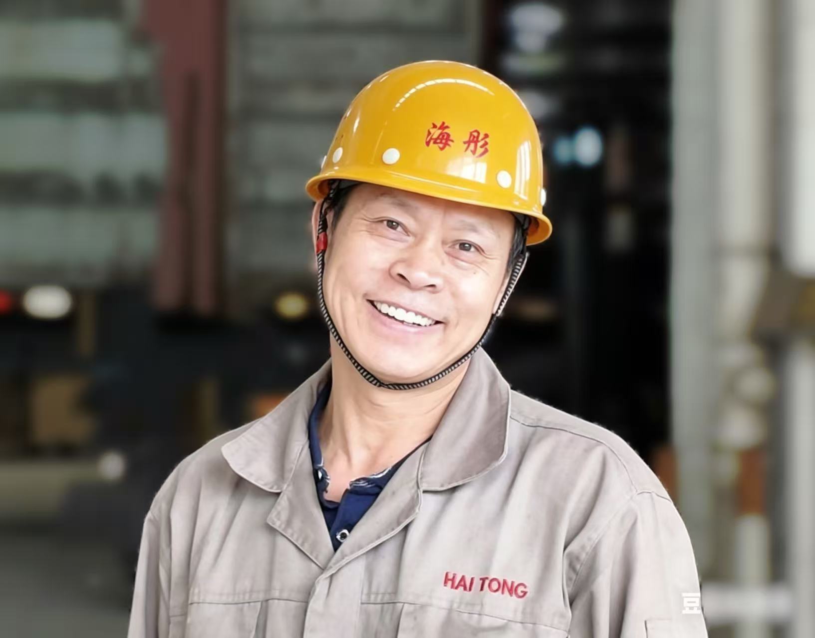 Production Manager (Xiao Jin Hui)
